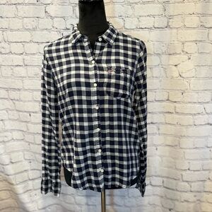 Hollister Women’s Lightweight Checked Shirt EUC Size M